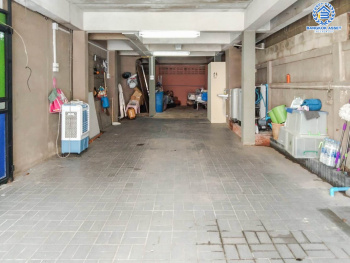 *****บ้านแฝดมือสองนนทบุรี ม.รัตนาธิเบศร์ กาญจนาฯ ติดกับรถไฟฟ้า "สถานีตลาดบางใหญ่" ต่อเติมพร้อมอยู่ เนื้อที่ 80 ตร.ว. ภายในโปร่งกว้าง เป็นสัดส่วน ฟังก์ชัน 7 ห้องนอน 4 ห้องน้ำ จอดรถได้ 6 คัน บนสุดยอดทำเล! เข้า-ออกได้ทั้งทาง ถ.รัตนาธิเบศร์ และ ถ.กาญจนาภิเษก ใกล้จุดขึ้น-ลงรถประจำทางหลายสาย